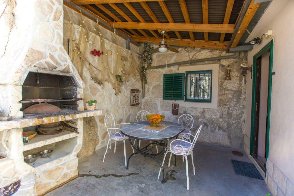 Leilighet Antica With Yard & Bbq